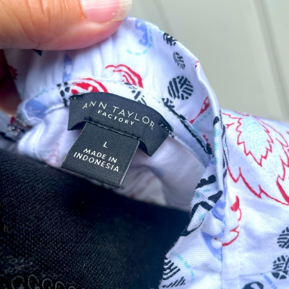 Ann Taylor Factory, Sleeveless, Red, White & Blue, Blouse, Size L - Picture 4 of 4